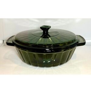 Vtg 80s - 90s Anchor Hocking Ribbed 2 Qt Casserole Dish with Sunburst Lid